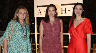 Επίδαυρος | Οι παρουσίες που ξεχώρισαν στη συναυλία του Θεόδωρου Κουρεντζή και της ορχήστρας Utopia