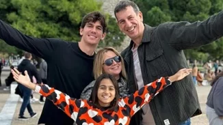 Σοφία Γαλακτερού | Η 9χρονη κόρη της Νάνσυ Ζαμπέτογλου και του Νάσου Γαλακτερού στον πρώτο της "κινηματογραφικό ρόλο"