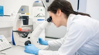 Δωρεάν κρυοσυντήρηση γενετικού υλικού γυναικών με καρκίνο πριν από την θεραπεία τους, με στόχο να τεκνοποιήσουν στο μέλλον