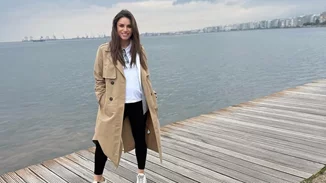 Ελένη Τσολάκη | "Μύρισε" άνοιξη το καμαρίνι της