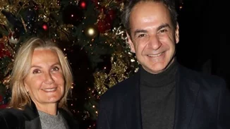 Κυριάκος και Μαρέβα Μητσοτάκη | Νυχτερινή έξοδος για δύο - Chic η σύζυγός του πρωθυπουργού