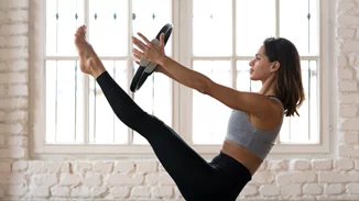 "Σε βοηθάει το pilates να χάσεις λίπος" και άλλες βασικές απορίες σχετικά με αυτό το είδος γυμναστικής βρίσκουν απάντηση