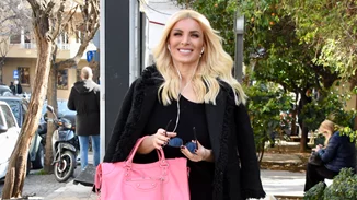 Κατερίνα Καινούργιου | Κάνει γυμναστική με σορτς και ψηλοτάκουνες μπότες (βίντεο)