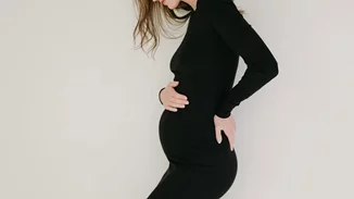 Ευχαριστά νέα για τη διάσημη καλλονή | Έγκυος στο τρίτο της παιδί