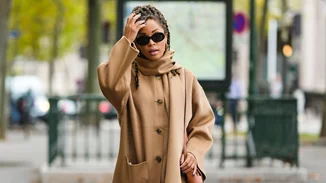 4 αλάνθαστοι τρόποι για να κάνεις styling σε ένα μάλλινο κολάν όταν η θερμοκρασία πέφτει