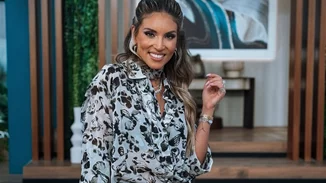 Αθηνά Οικονομάκου | Στο θέατρο με τα παιδιά της και τον Μπρούνο Τσερέλα