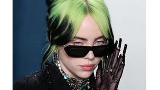 Billie Eillish: "Σε ηλικία 12 ετών πήρα χάπια για να αδυνατίσω"