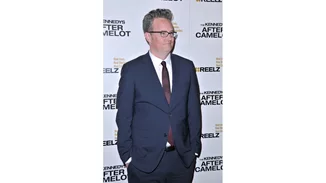 O Matthew Perry ετοιμάζει την αυτοβιογραφία του - Θα αναφέρεται στον εθισμό του και τα παρασκήνια των "Friends"