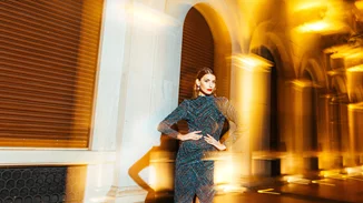 Party dressing | Τα κομμάτια και οι συνδυασμοί που θα σε αναδείξουν στην πιο καλοντυμένη των γιορτών