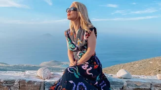 Μαρία Ηλιάκη | Ο stylish τρόπος που φόρεσε τα sneakers της αυτή την εποχή