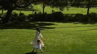 "Μαμά, θέλω να ντυθώ σαν πριγκίπισσα"- Η κόρη της Μeghan Markle, Lilibet, πάντως φοράει Zara και μπορείς εύκολα να της φτιάξεις ένα παρόμοιο look