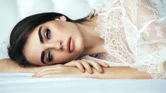 Bridal nails '24 | 5 τάσεις μανικιούρ που κάθε σύγχρονη bride to be πρέπει να δοκιμάσει για τη μεγάλη μέρα