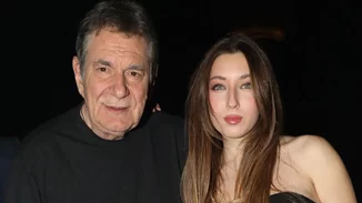 Η Ηλέκτρα Διονυσίου χορεύει και τραγουδάει στο TikTok μαζί με τον μπαμπά της, Άγγελο Διονυσίου