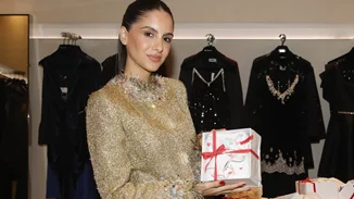 Η Αλεξάνδρα Νίκα φόρεσε το τζιν παντελόνι της, όπως οι Γαλλίδες fashionistas