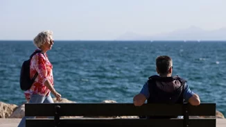 Καιρός: Θερμή εισβολή την επόμενη εβδομάδα προβλέπει ο Αρναούτογλου - "Χαρά στους χιονόφιλους" στο τέλος Δεκεμβρίου