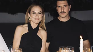 Η Ντορέττα Παπαδημητρίου στα γενέθλια του Γιώργου Γεροντιδάκη - Η τρυφερή φωτογραφία