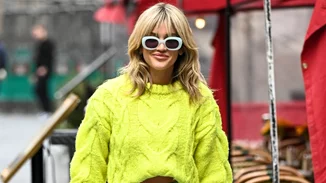 Τα πρώτα πλεκτά πουλόβερ του φθινοπώρου που θα φορέσεις τους επόμενους μήνες