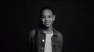 Η 9χρονη Blue Ivy ραπάρει εξίσου καλά με τον μπαμπά της, Jay-Z (βίντεο)