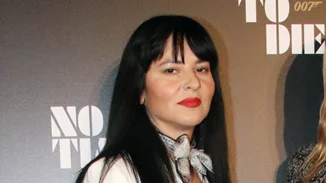 Ζενεβιέβ Μαζαρί | "Το 80% των μαλλιών μου τα έχω χάσει. Αφαίρεσα τον θυρεοειδή μου"