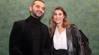 Λεωνίδας Κουτσόπουλος | Ο μικρός Κίμωνας έφυγε για την Αίγινα με τη μαμά του, Χρύσα Μιχαλοπούλου