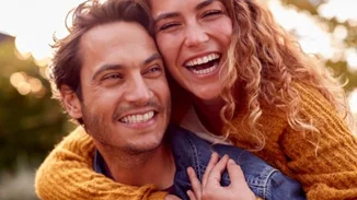 Η Gen Z πιστεύει ότι οι άντρες πρέπει να αναλάβουν τα ηνία στις σχέσεις