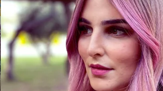 Εβελίνα Νικόλιζα | Η κόρη της Μπέσσυς Αργυράκη έβαψε ροζ τα μαλλιά της (pics)