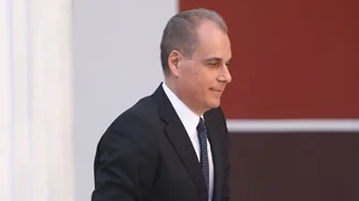 Νίκος Στραβελάκης | Σπάνια δημόσια εμφάνισή με τη σύζυγό του, Σταυρούλα