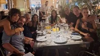 Απόστολος Λύτρας | Στην αγκαλιά του, 43χρονη μεσίτρια, σε γνωστό εστιατόριο