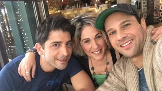 Μαρούσα Στρογγυόγλου | H Αφροδίτη από το "Άκρως Οικογενειακόν" και τα απίστευτα βίντεο με την έφηβη κόρη της στο Tik Tok