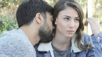 Ανδρέας Γεωργίου | Οι σπάνιες φωτογραφίες με τη μέλλουσα σύζυγό του