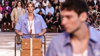 Έρευνα για τη διαρροή προσωπικών δεδομένων 419.000 πελατών στη Louis Vuitton