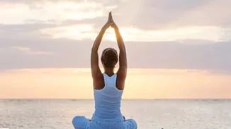 4 λόγοι υγείας για να βάλεις τη yoga στη ζωή σου – με επιστημονικές αποδείξεις