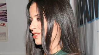 Καλοκαιρινή εμφάνιση για τη Μαρία Τζομπανάκη | Με πολύχρωμο καφτάνι