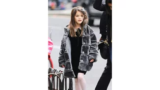 Η 15χρονη Suri Cruise μεγάλωσε και πλέον δε φοράει κορδέλες με φιόγκους στα μαλλιά της