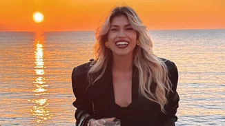 Αναρωτιέσαι ποιο είναι το ανοιξιάτικο πανωφόρι που ταιριάζει με κάθε look; Η Βάσια Κωσταρά προτείνει