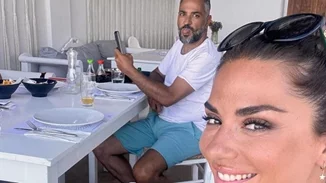 Bάσω Λασκαράκη | Το "λαθάκι" που επεσήμανε σε story του συζύγου της, Λευτέρη Σουλτάτου