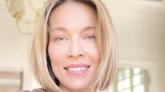 Η Μαριέττα Χρουσαλά με καρέ