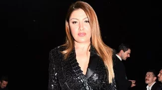 Έλενα Παπαρίζου | Η εμφάνισή της σε fashion show