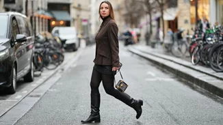 Οι μαύρες δερμάτινες μπότες από τη Zara που έχουν γίνει viral στα social media | Κοστίζουν 50 ευρώ