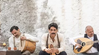 "17 Κλωστές"| Τα διαχρονικά νήματα που μας ενώνουν