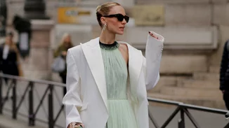 Είσαι καλεσμένη σε ανοιξιάτικο γάμο; Αυτό το Mango φόρεμα έχει γίνει διάσημο στο TikTok και είναι ιδανική επιλογή