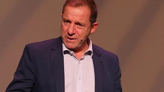 Το παρασκήνιο της παραίτησης Λιγνάδη και η καταγγελία - σοκ νεαρού ηθοποιού