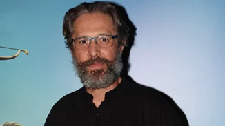 Αιμίλιος Χειλάκης: "Η Τέχνη προτείνει, δεν απαντά"