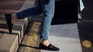 5 διαφορετικοί τρόποι για να φορέσεις τα loafers αυτή την εποχή