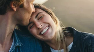 Γιατί αναζητούμε συντρόφους που μοιάζουν στους γονείς μας;