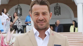 Γιώργος Αγγελόπουλος | "Μου αρέσουν πολύ τα δάχτυλα στα πόδια μίας γυναίκας"