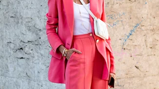 Αυτή είναι η μεγαλύτερη τάση του '22 στα παντελόνια | Εμείς θα την υιοθετήσουμε, εσύ;