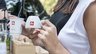 #cupsidedown | Ο καφές άλλαξε ... οπτική γωνία και μάς χάρισε το καλύτερο ξεκίνημα στην ημέρα μας