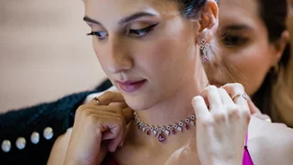 Η jewelry designer Ελίνα Αφεντάκη και οι μοναδικές δημιουργίες της φιλοξενήθηκαν στο Μουσείο Κυκλαδικής Τέχνης