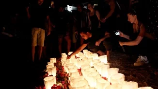 Συγκίνηση στις εκδηλώσεις μνήμης για την 7η επέτειο από τη φονική πυρκαγιά στο Μάτι